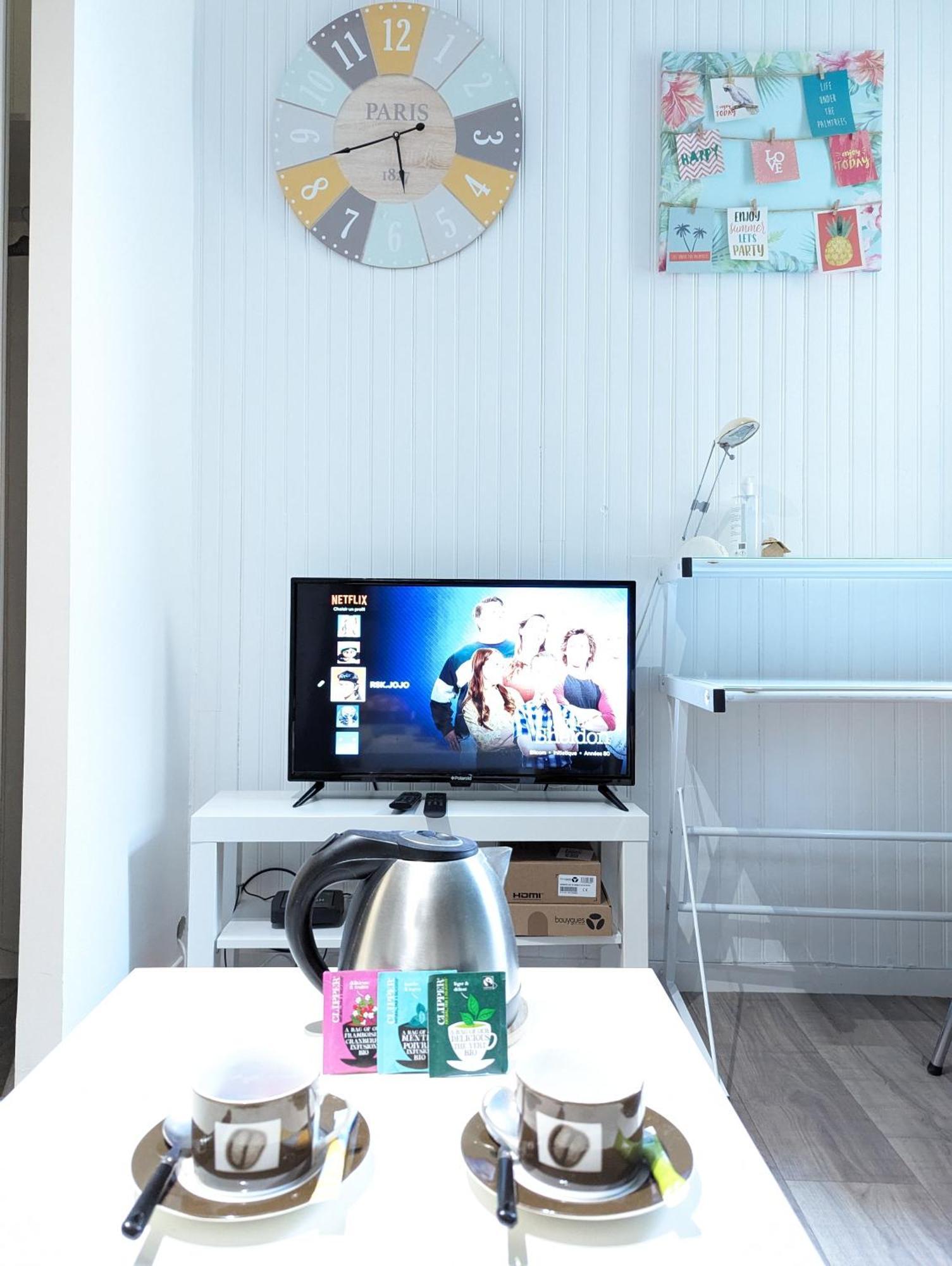 Studio Simplicien *Cosy* Plein Centre Ville De Poitiers *Tv* Wifi *Cafe* Exterior foto